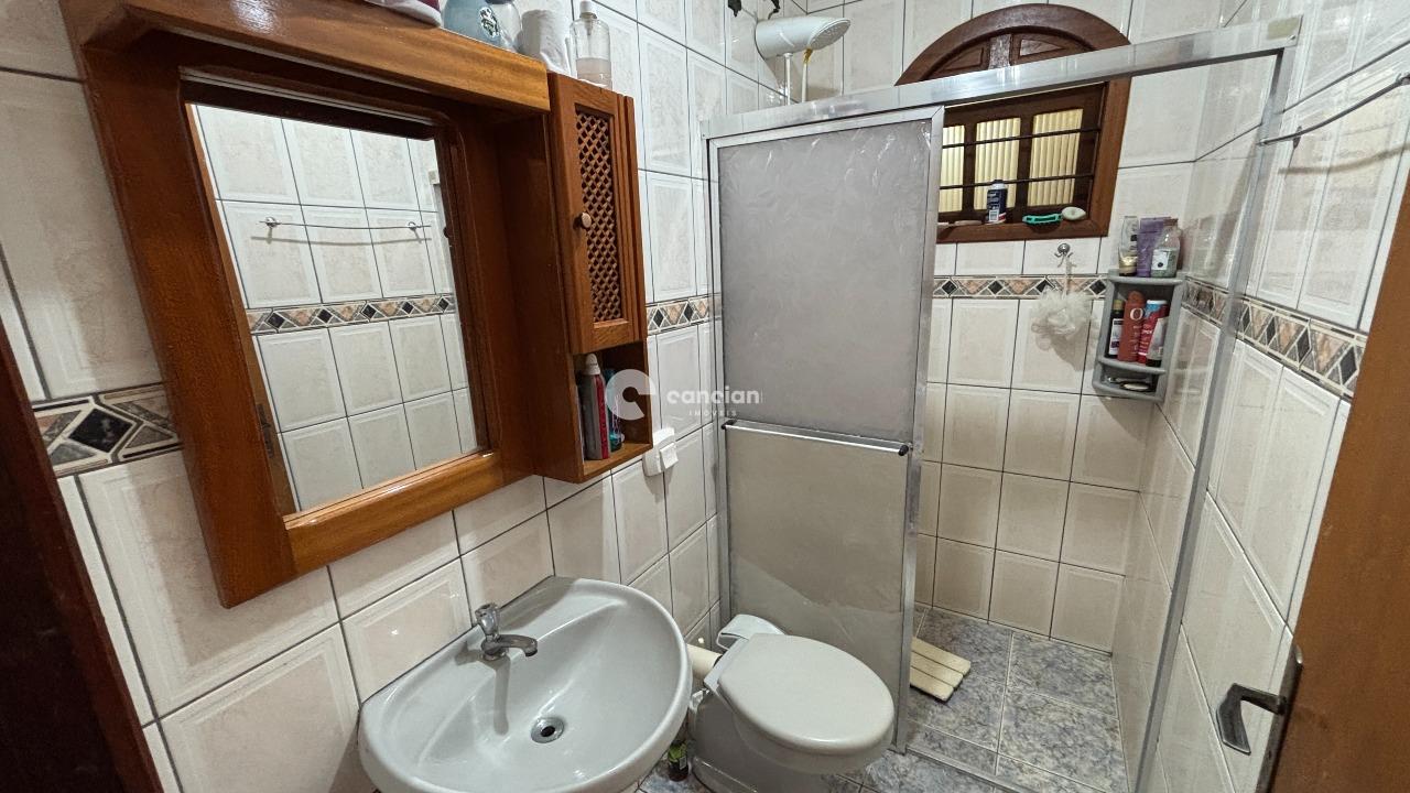 Casa à venda no Camobi: 