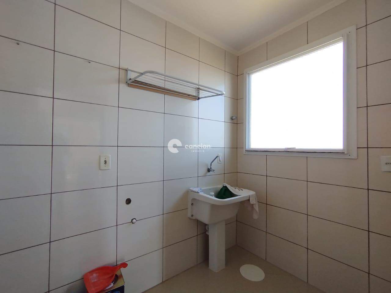Apartamento à venda no Dom Antônio Reis: 