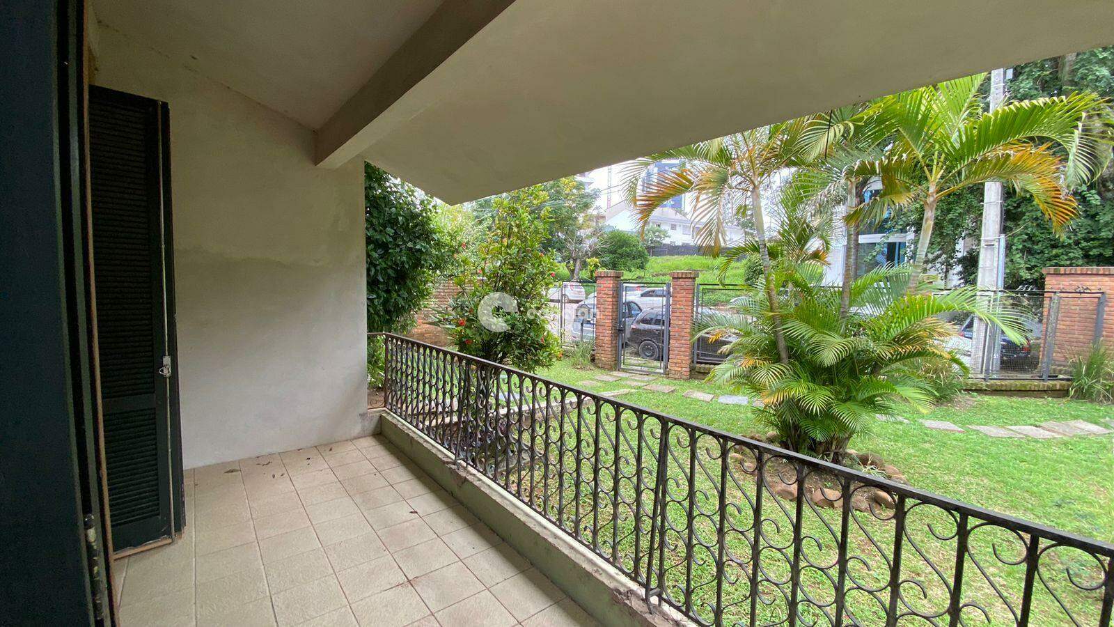 Casa à venda no Centro: