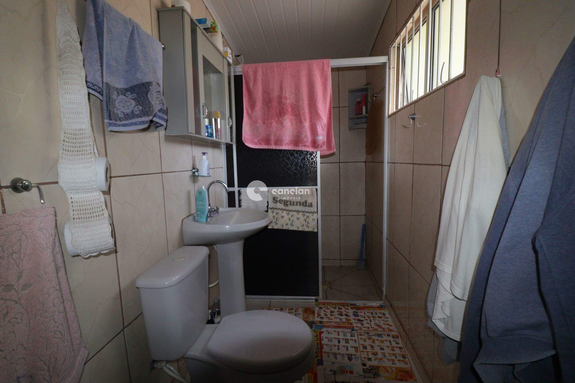 Casa à venda no Boca do Monte: 