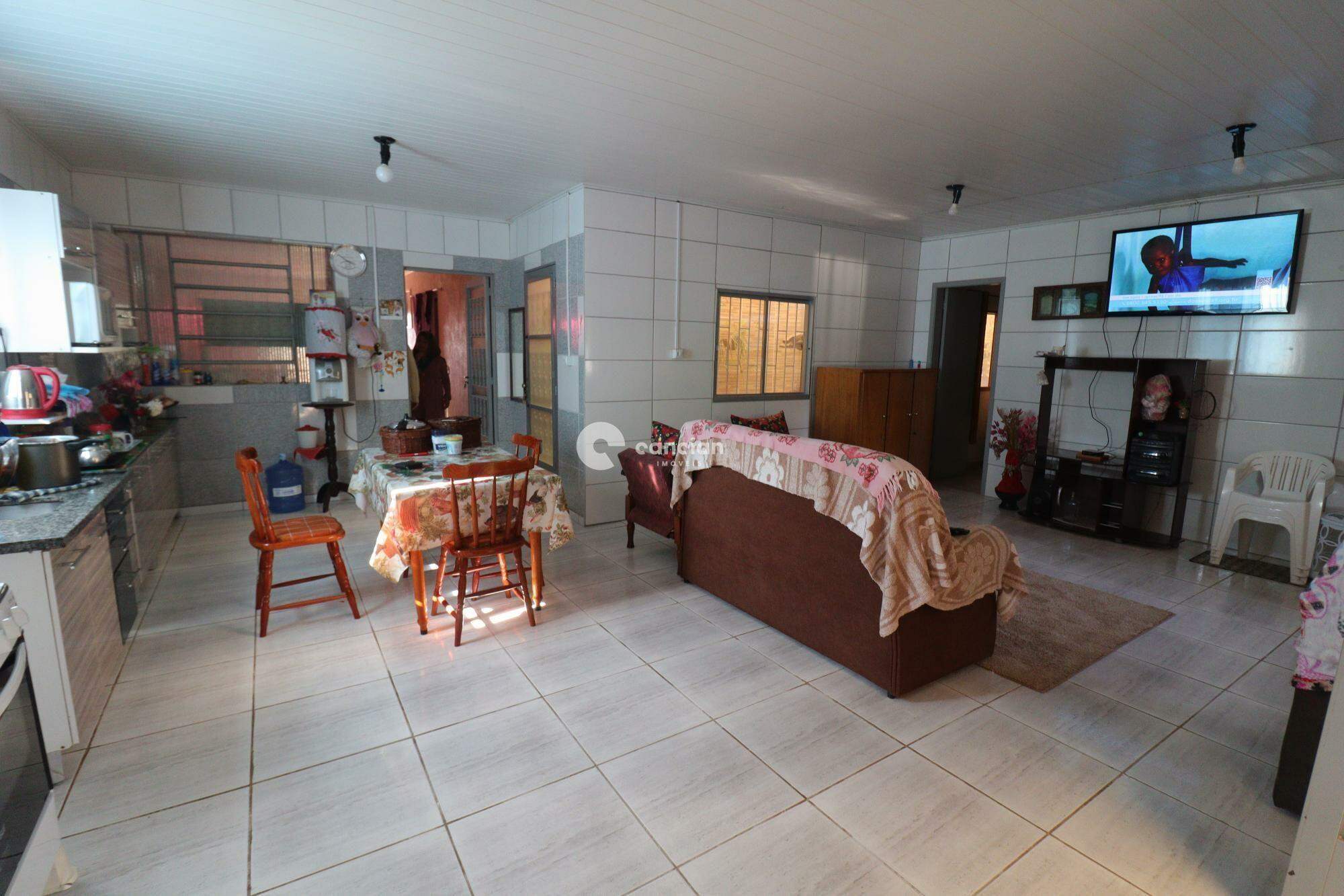 Casa à venda no Boca do Monte: 