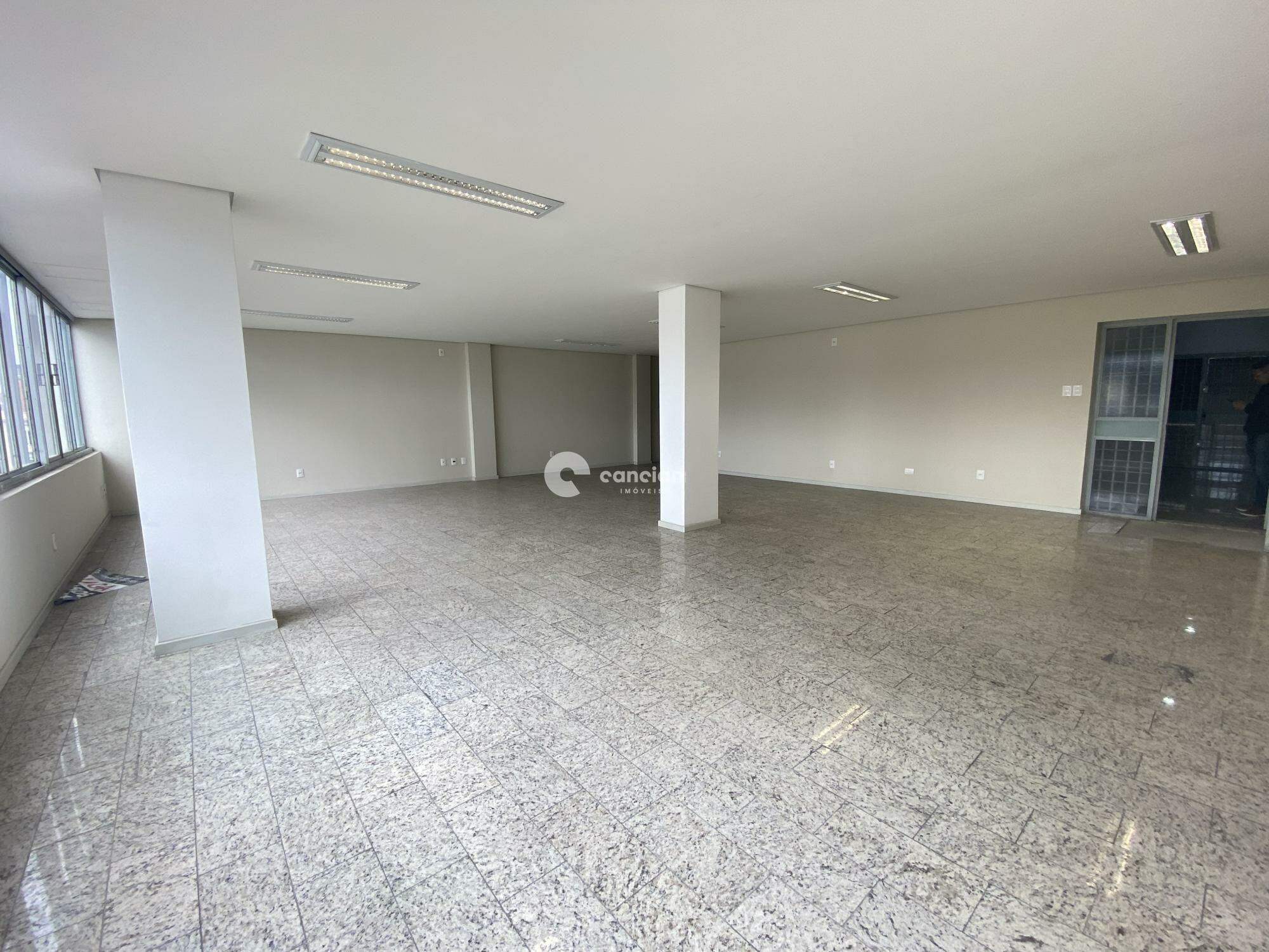 Sala Comercial à venda no Centro: 