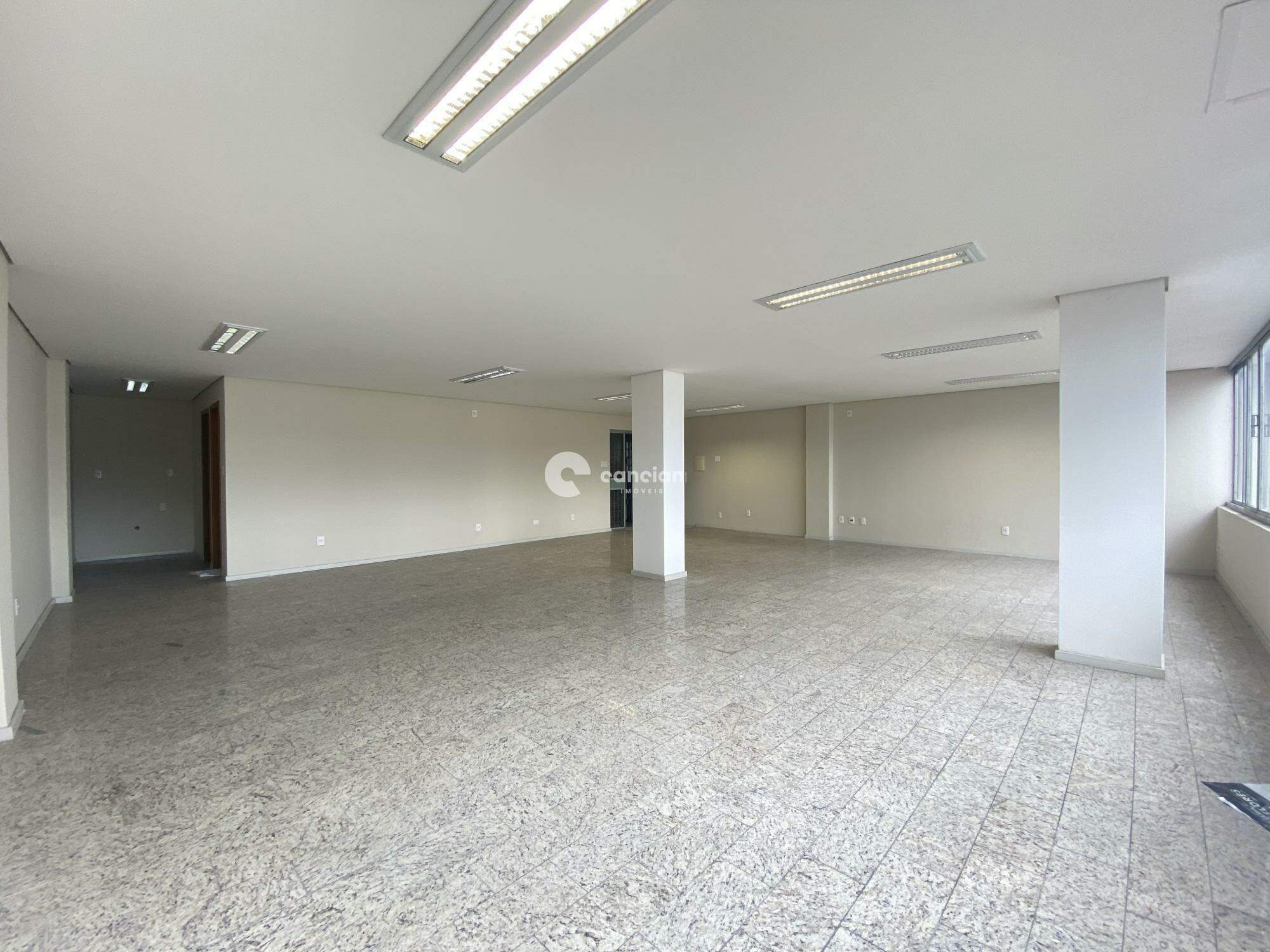Sala Comercial à venda no Centro: 