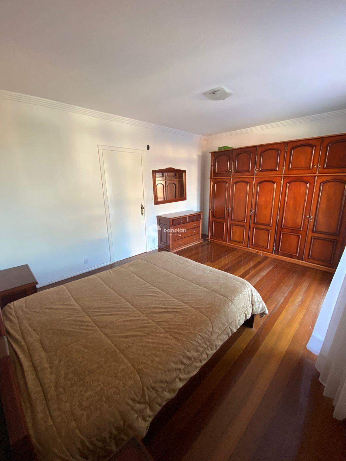 Casa à venda no Camobi: