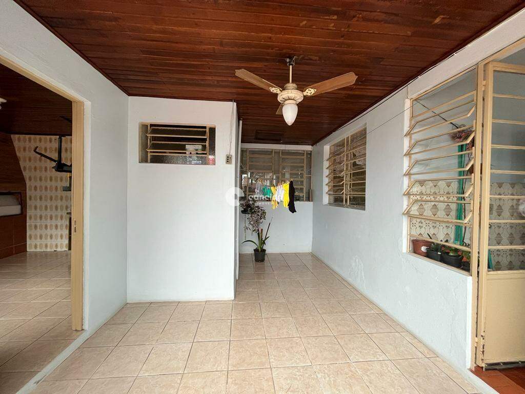 Casa à venda no Menino Jesus: 