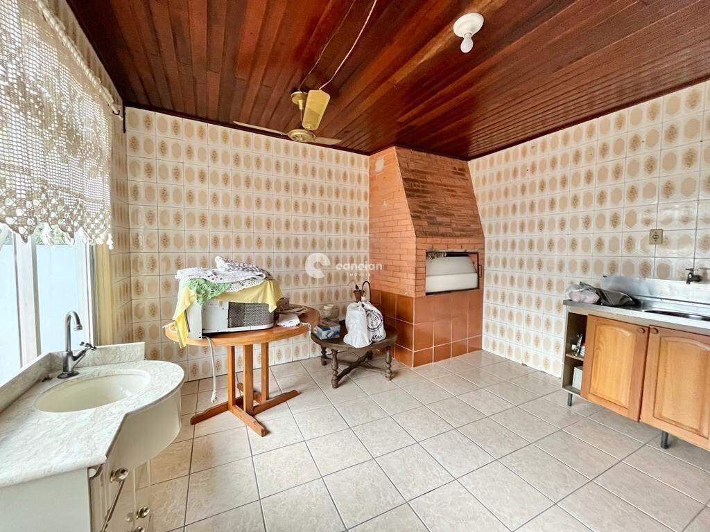 Casa à venda no Menino Jesus: 