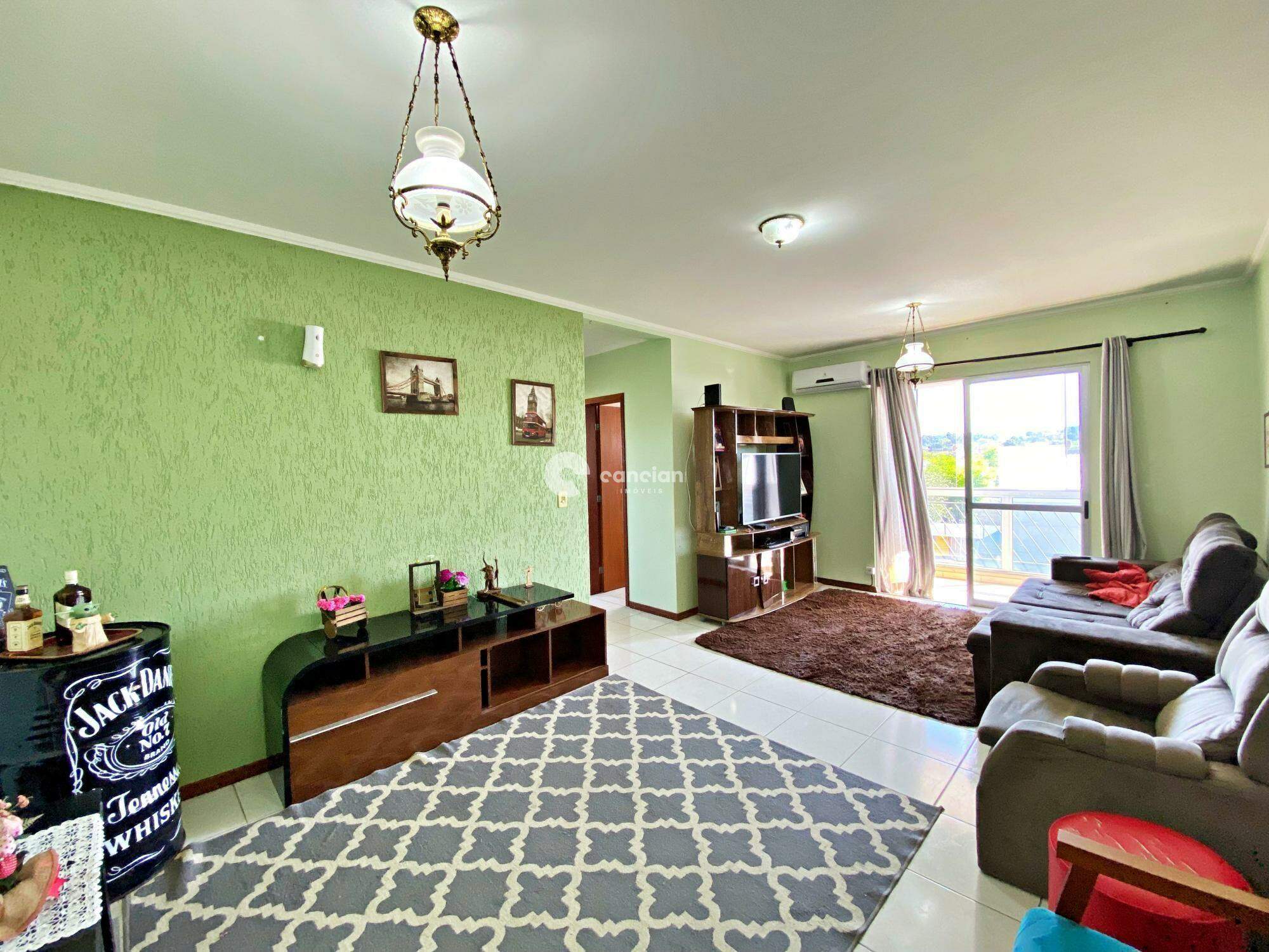 Apartamento à venda no Pinheiro Machado: 