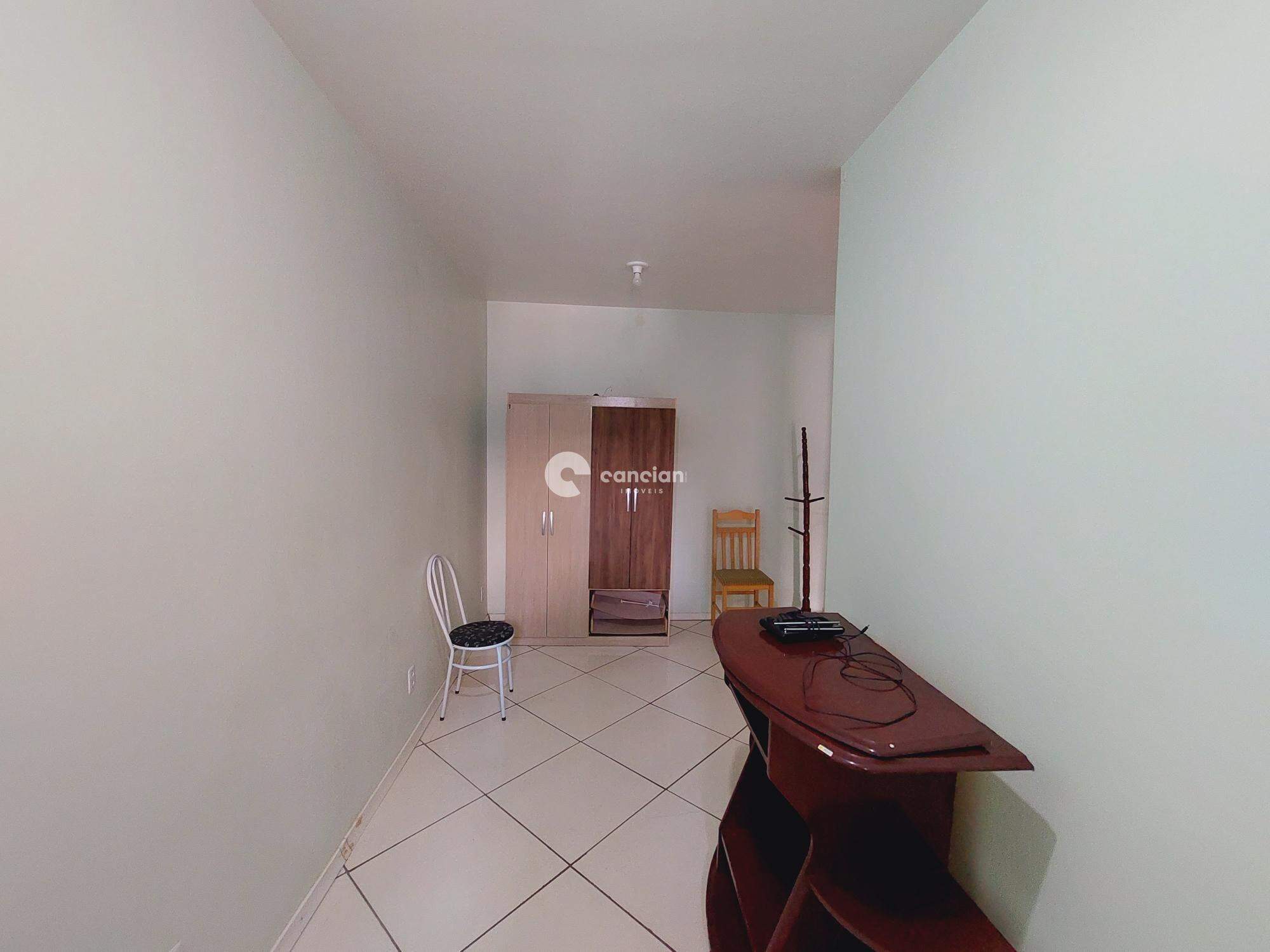 Casa à venda no Camobi: