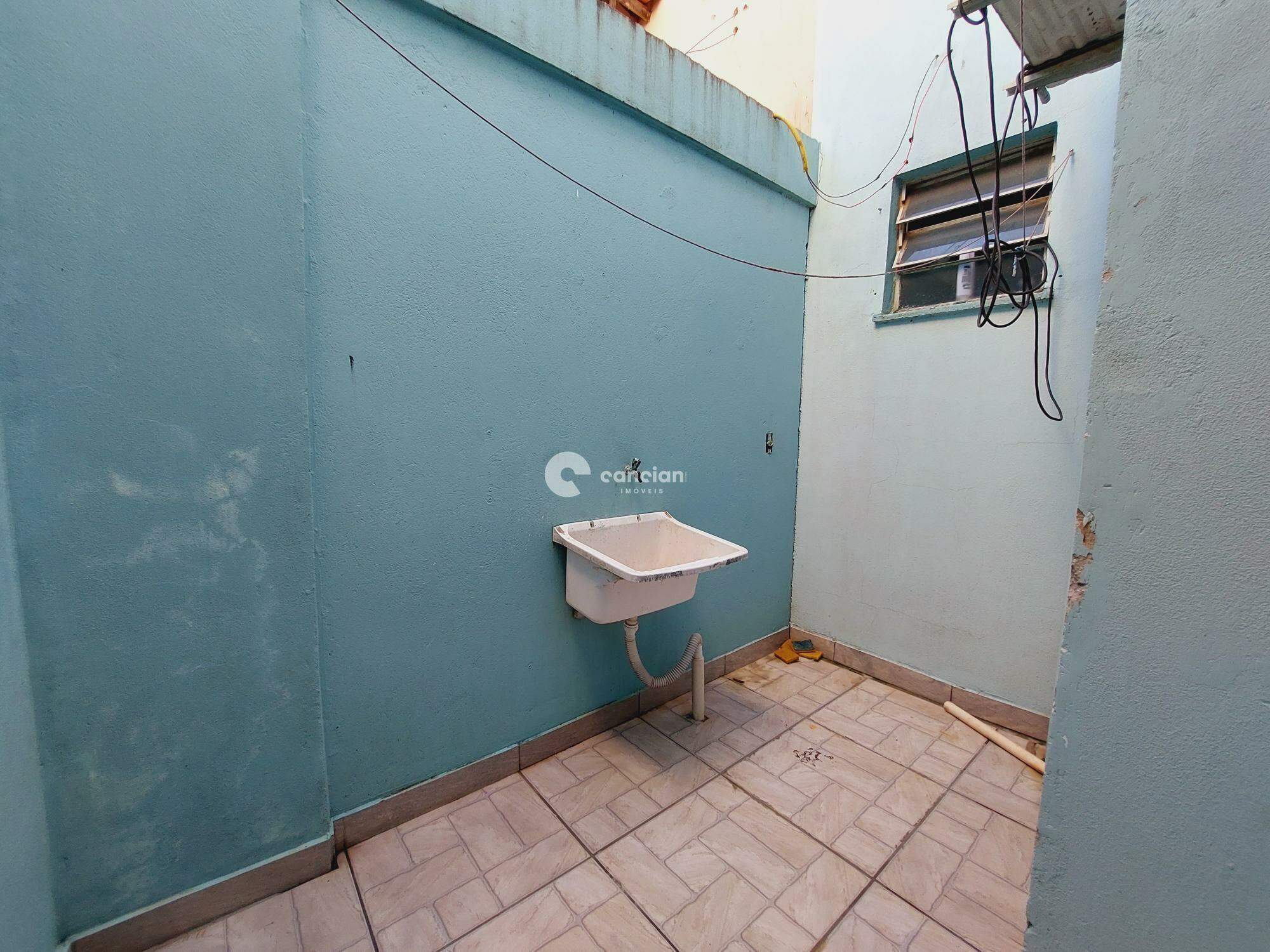 Casa à venda no Camobi: