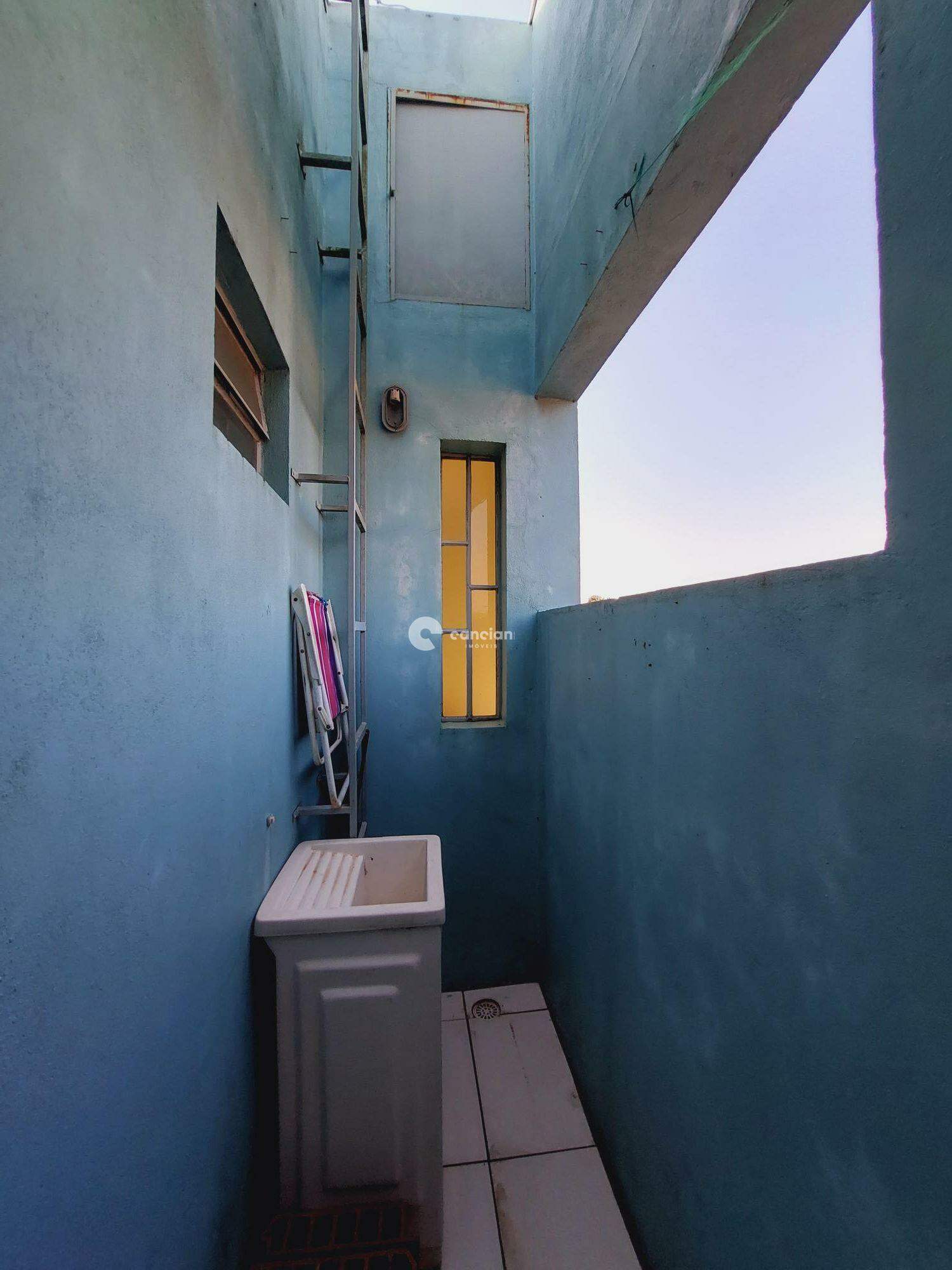 Casa à venda no Camobi: