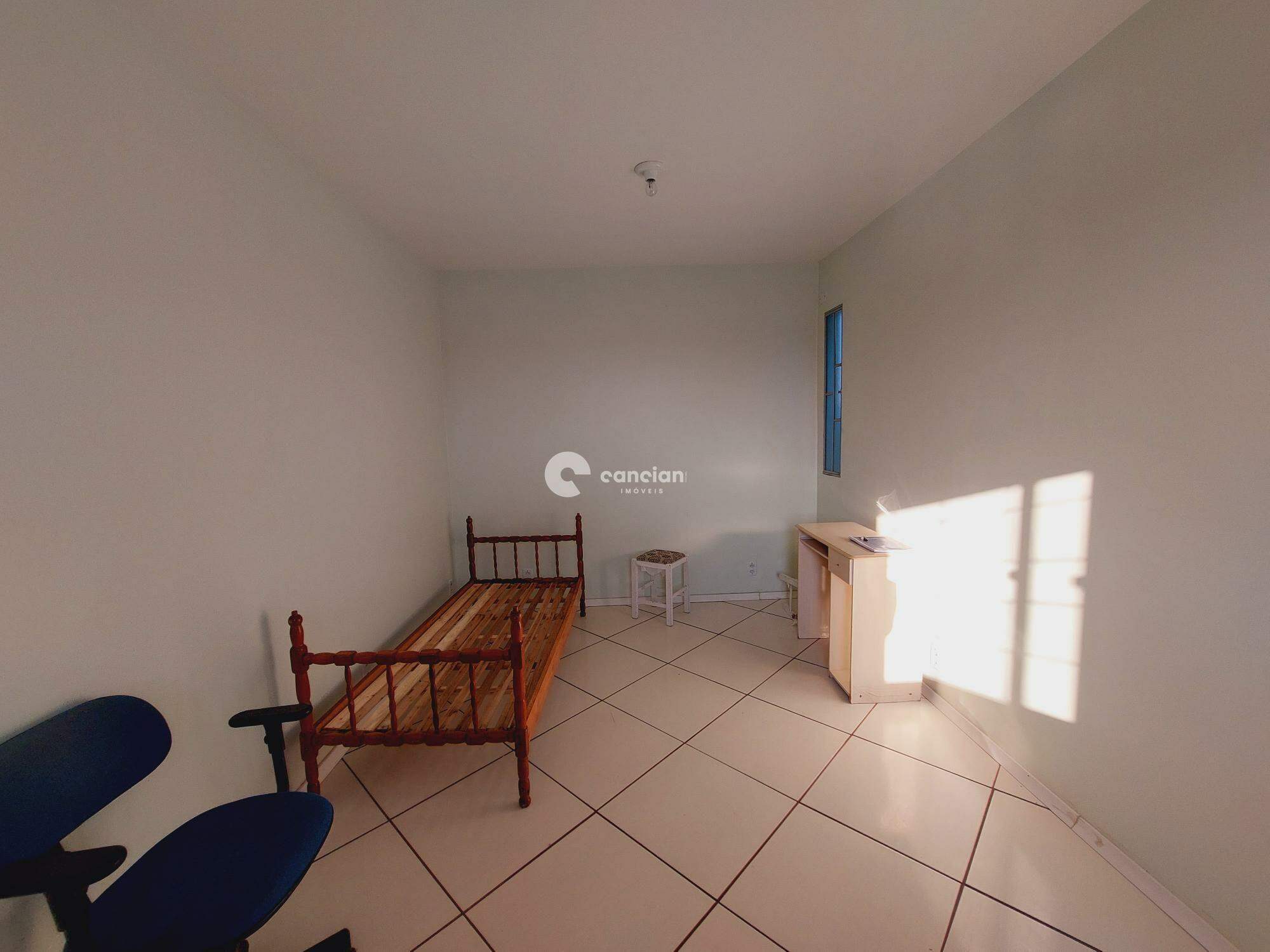 Casa à venda no Camobi: