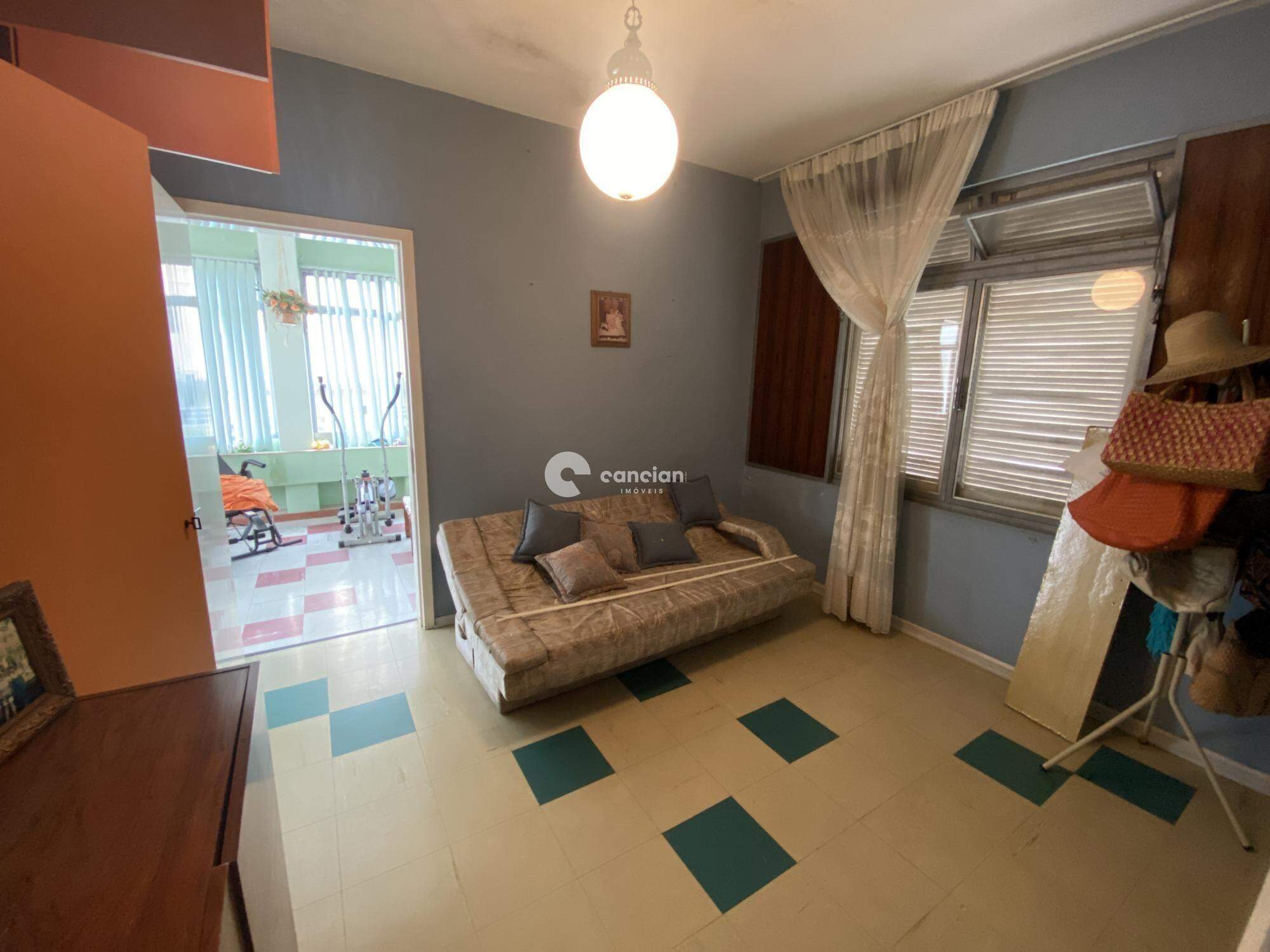 Casa à venda no Centro: 
