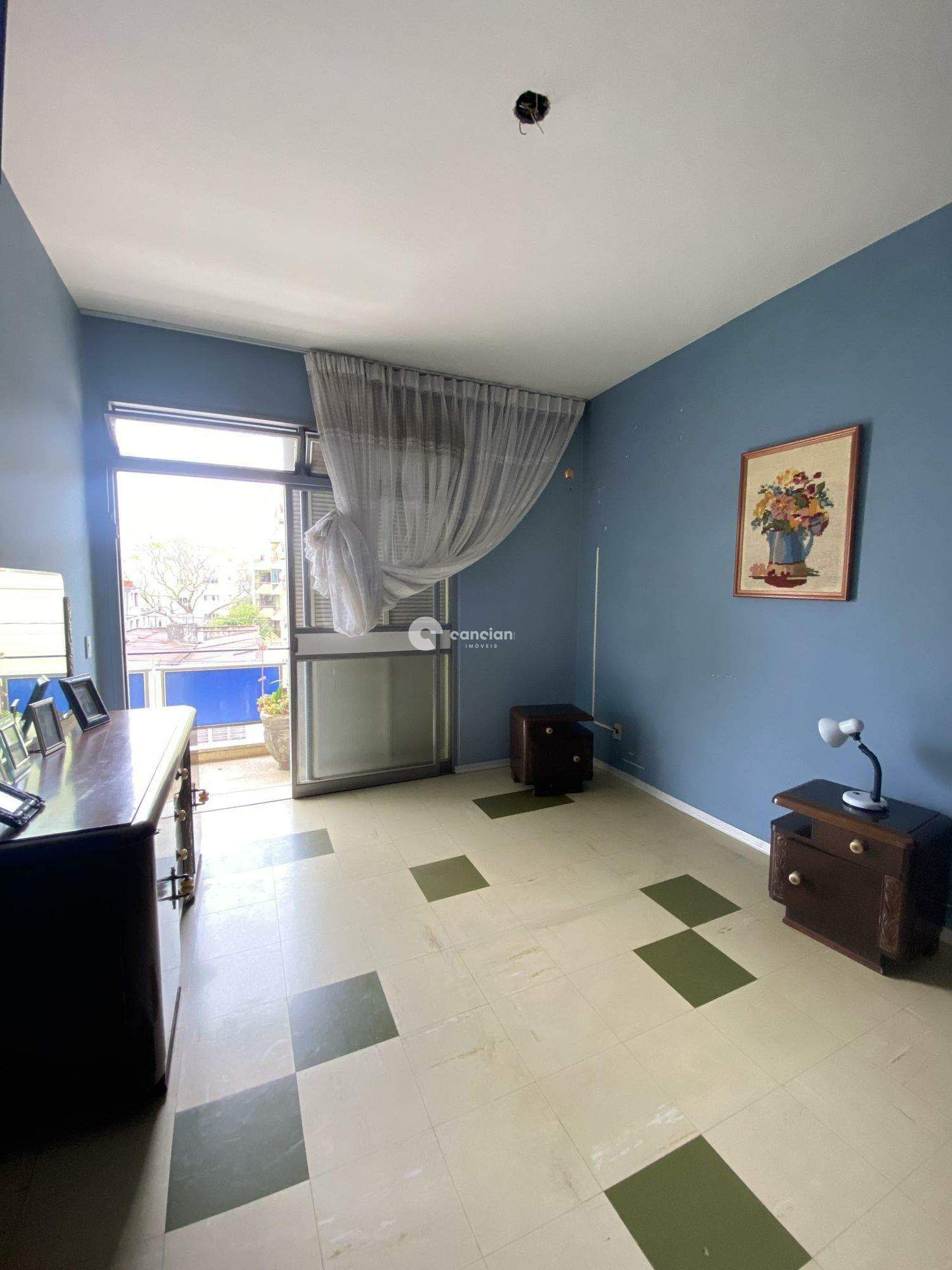 Casa à venda no Centro: 