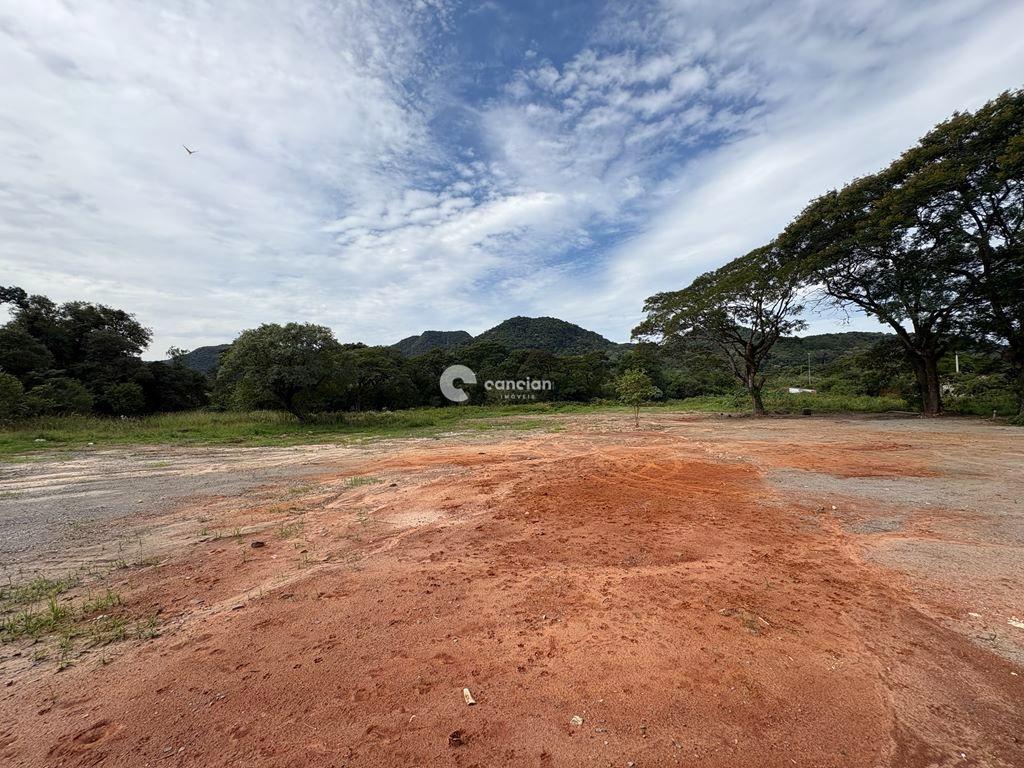 Terreno à venda no Presidente João Goulart: 