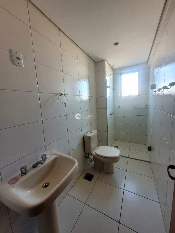 Apartamento para aluguel no Centro: 