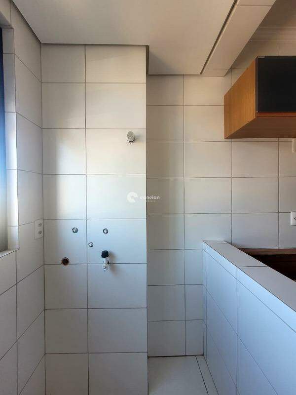Apartamento para aluguel no Centro: 