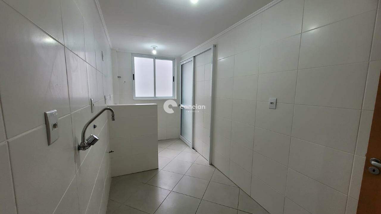 Apartamento para aluguel no Nossa Senhora do Rosário: 
