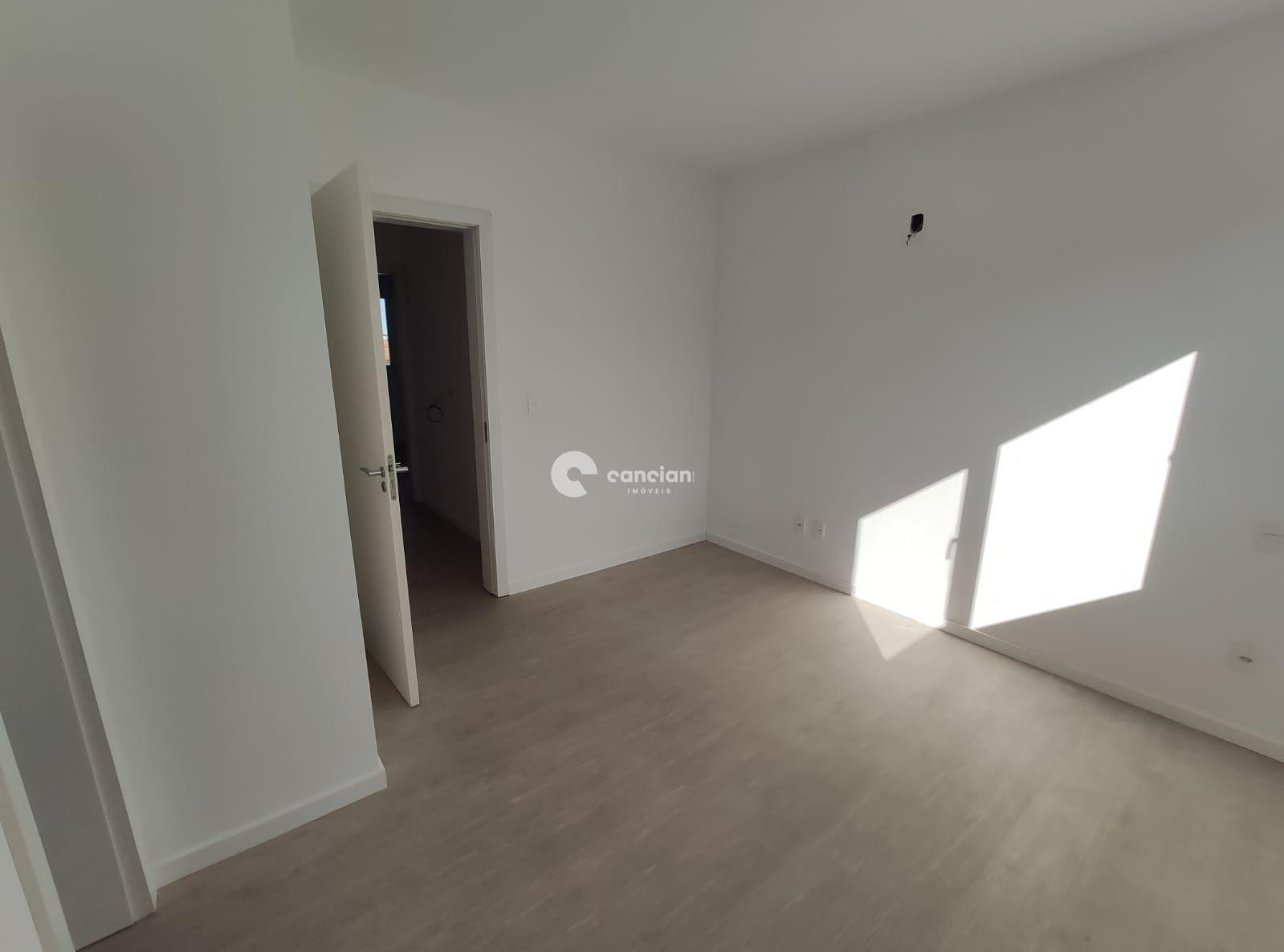 Casa de Condomínio para aluguel no São José: 