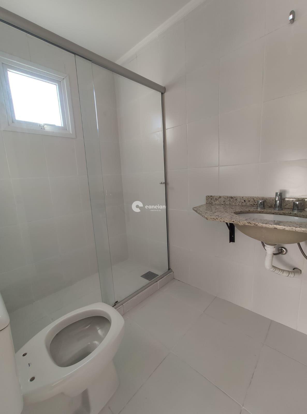 Casa de Condomínio para aluguel no São José: 