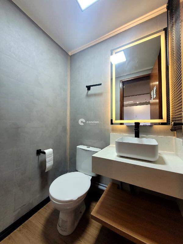 Sala Comercial para aluguel no Centro: 