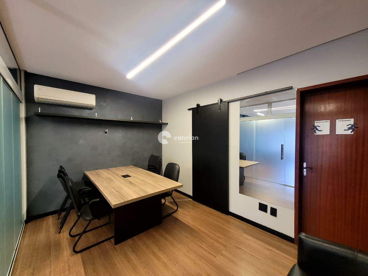 Sala Comercial para aluguel no Centro: 