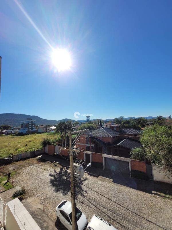 Apartamento para aluguel no Camobi: 