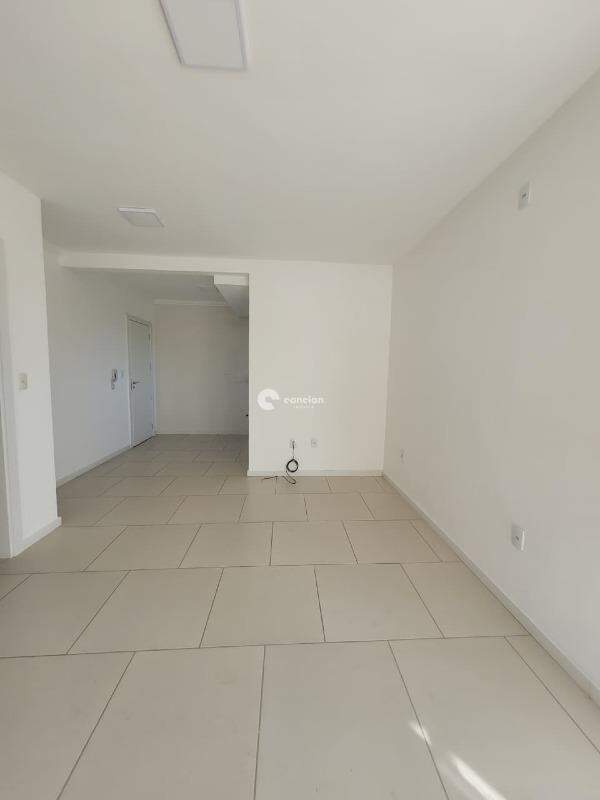 Apartamento para aluguel no Camobi: 