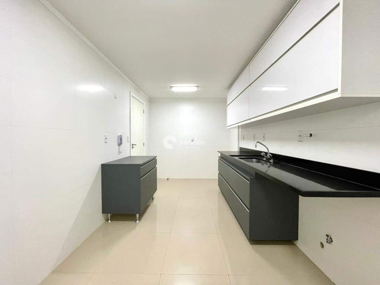 Apartamento para aluguel no Nossa Senhora Medianeira: