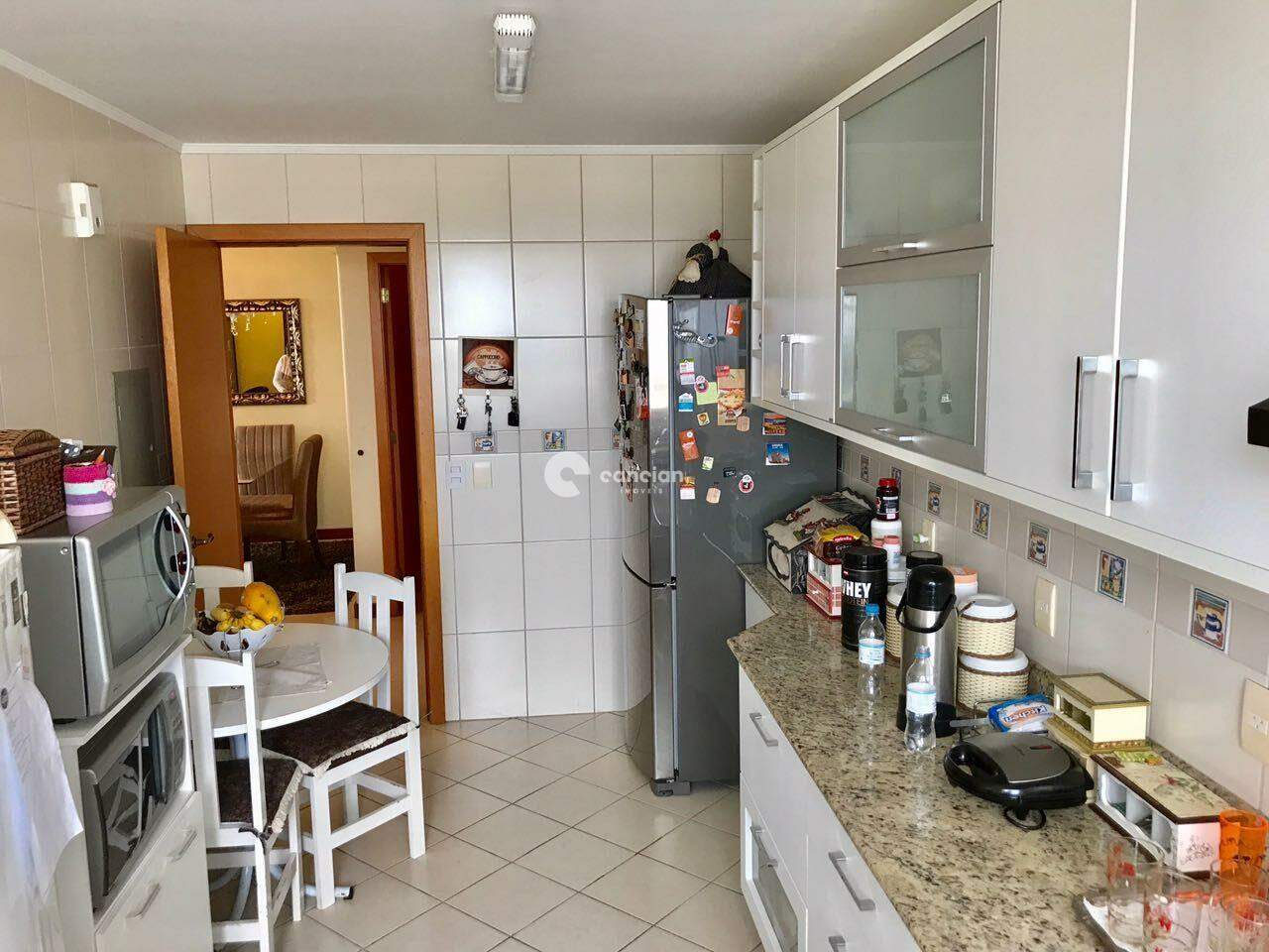 Apartamento para aluguel no Centro: 