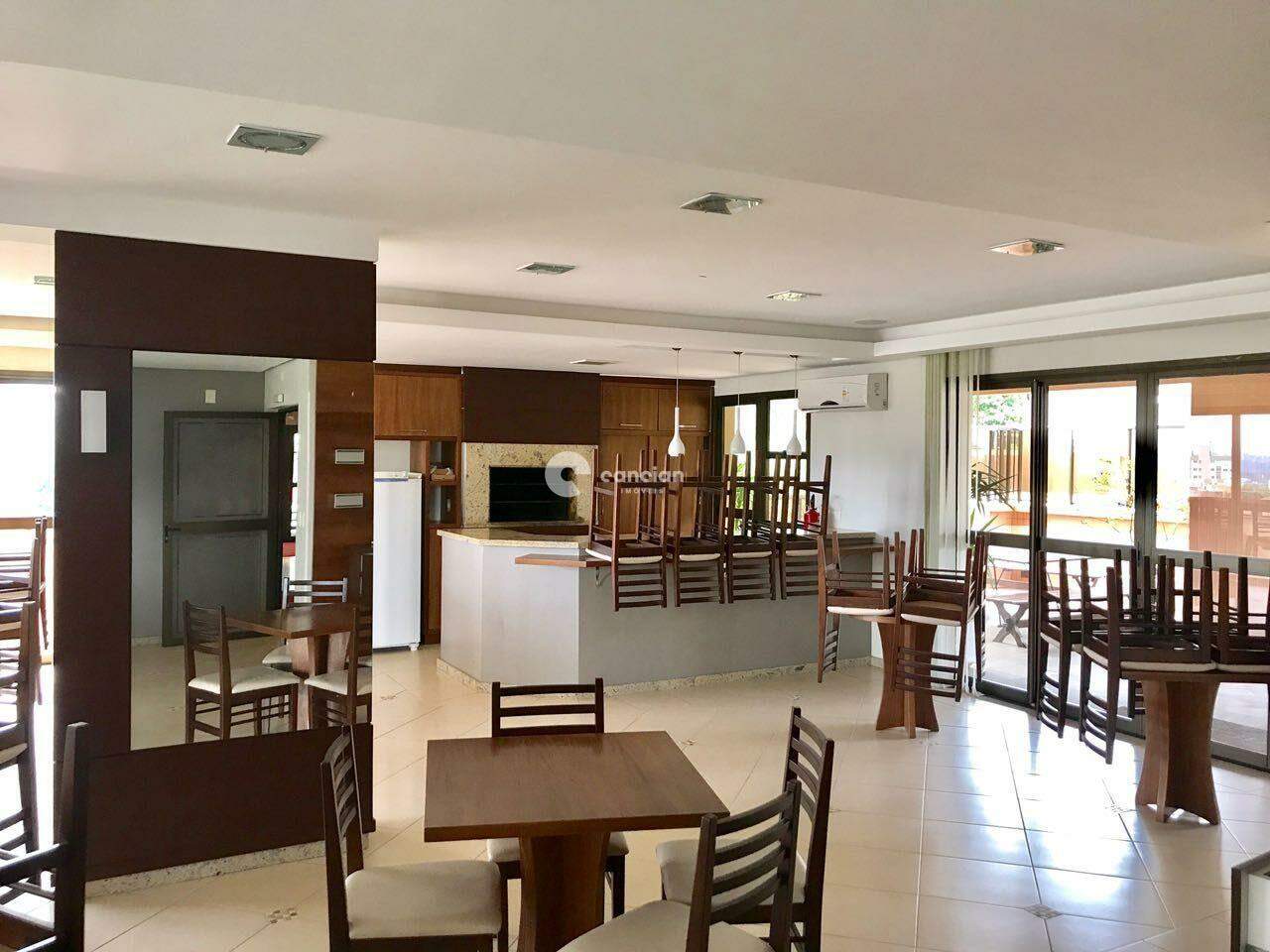 Apartamento para aluguel no Centro: 