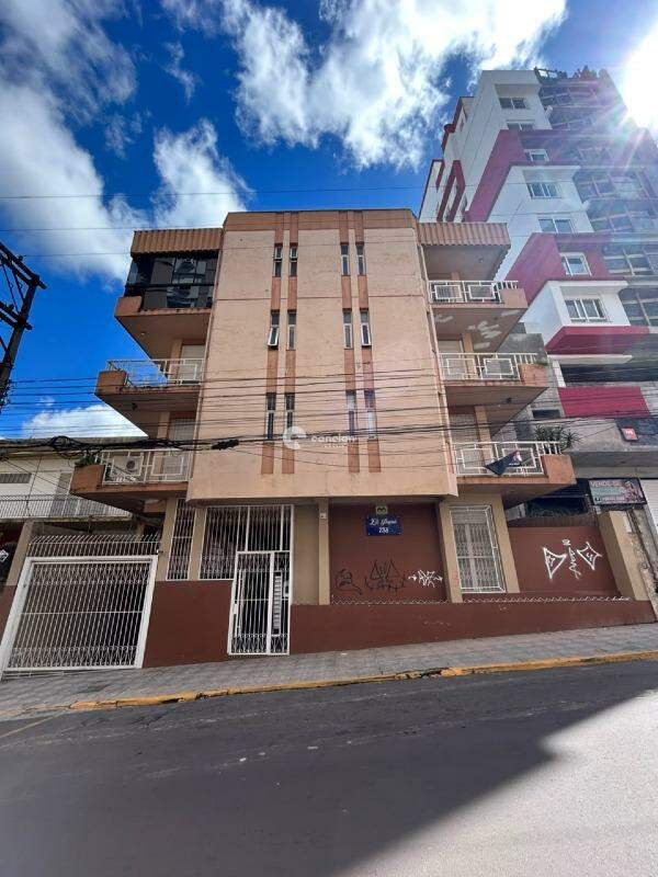 Apartamento para aluguel no Centro: 