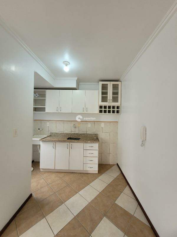 Apartamento para aluguel no Centro: 