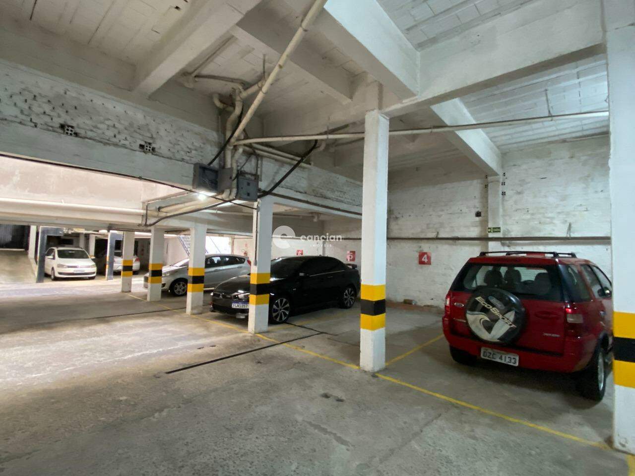 Apartamento para aluguel no Centro: 