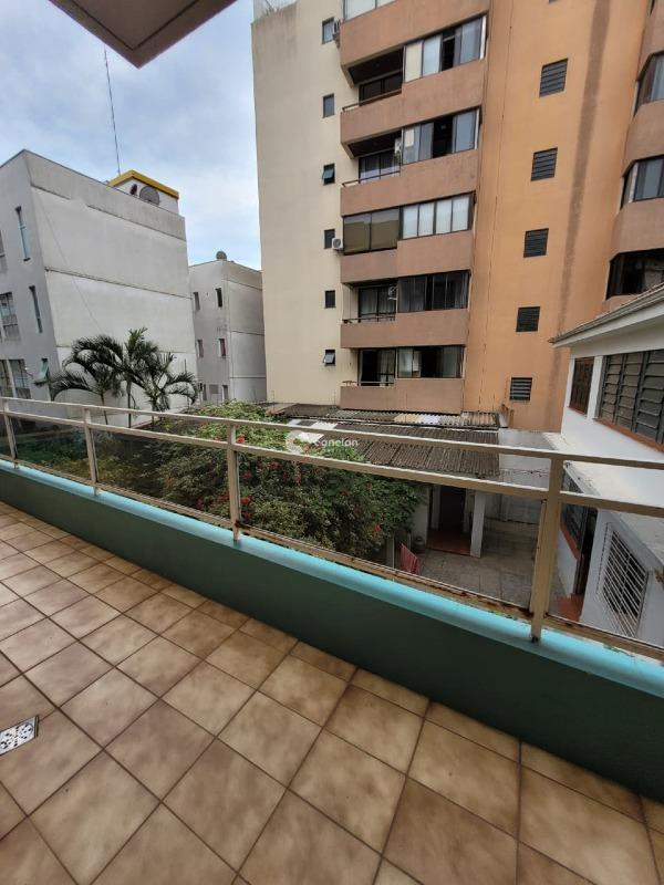 Apartamento para aluguel no Centro: 