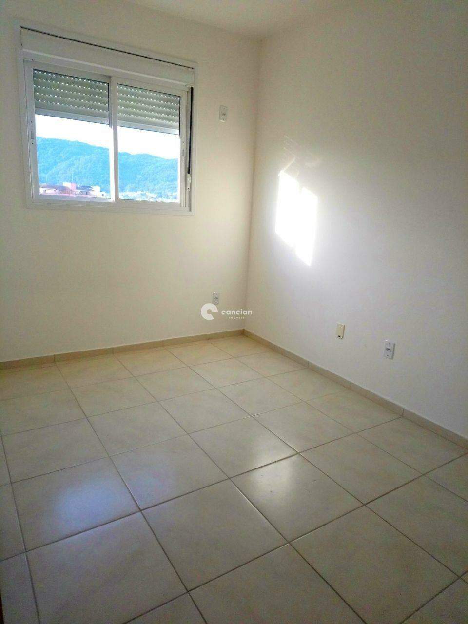 Apartamento para aluguel no Nossa Senhora do Rosário: 