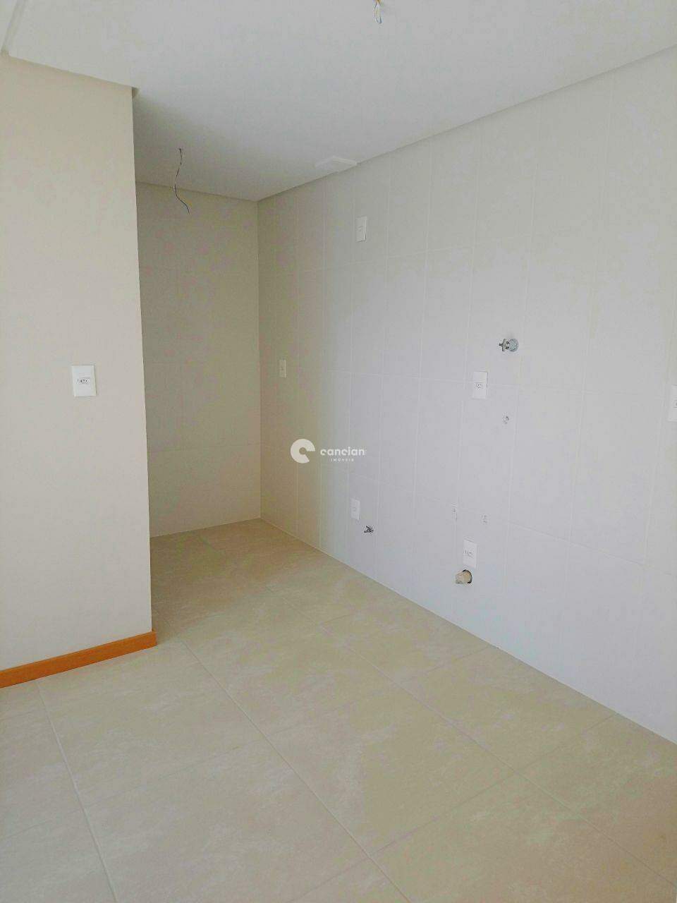 Apartamento para aluguel no Camobi: 