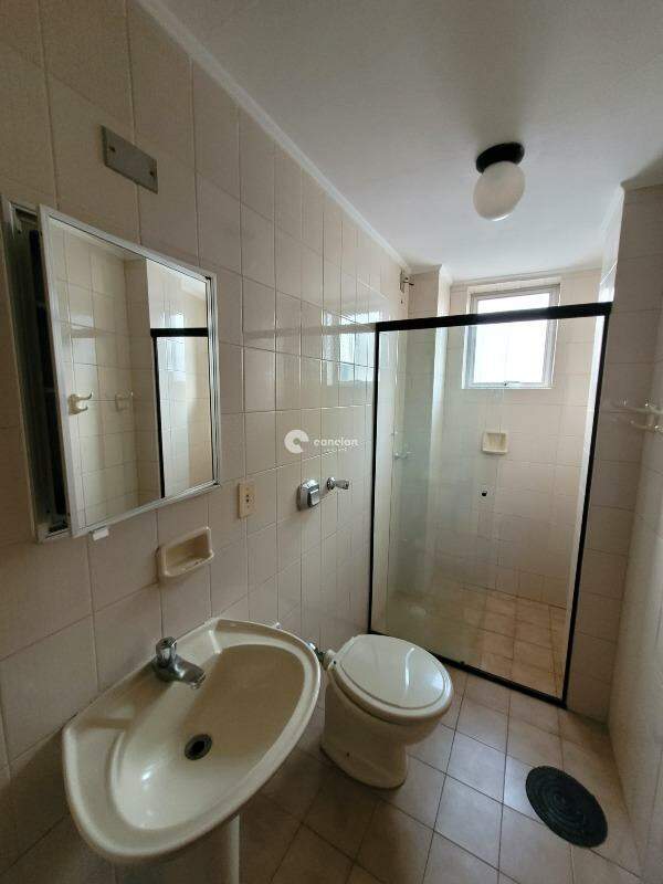 Apartamento para aluguel no Centro: 