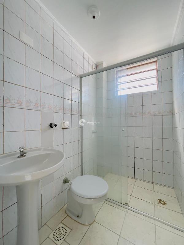 Kitnet para aluguel no Centro: 