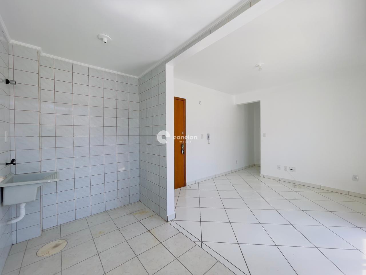 Kitnet para aluguel no Centro: 