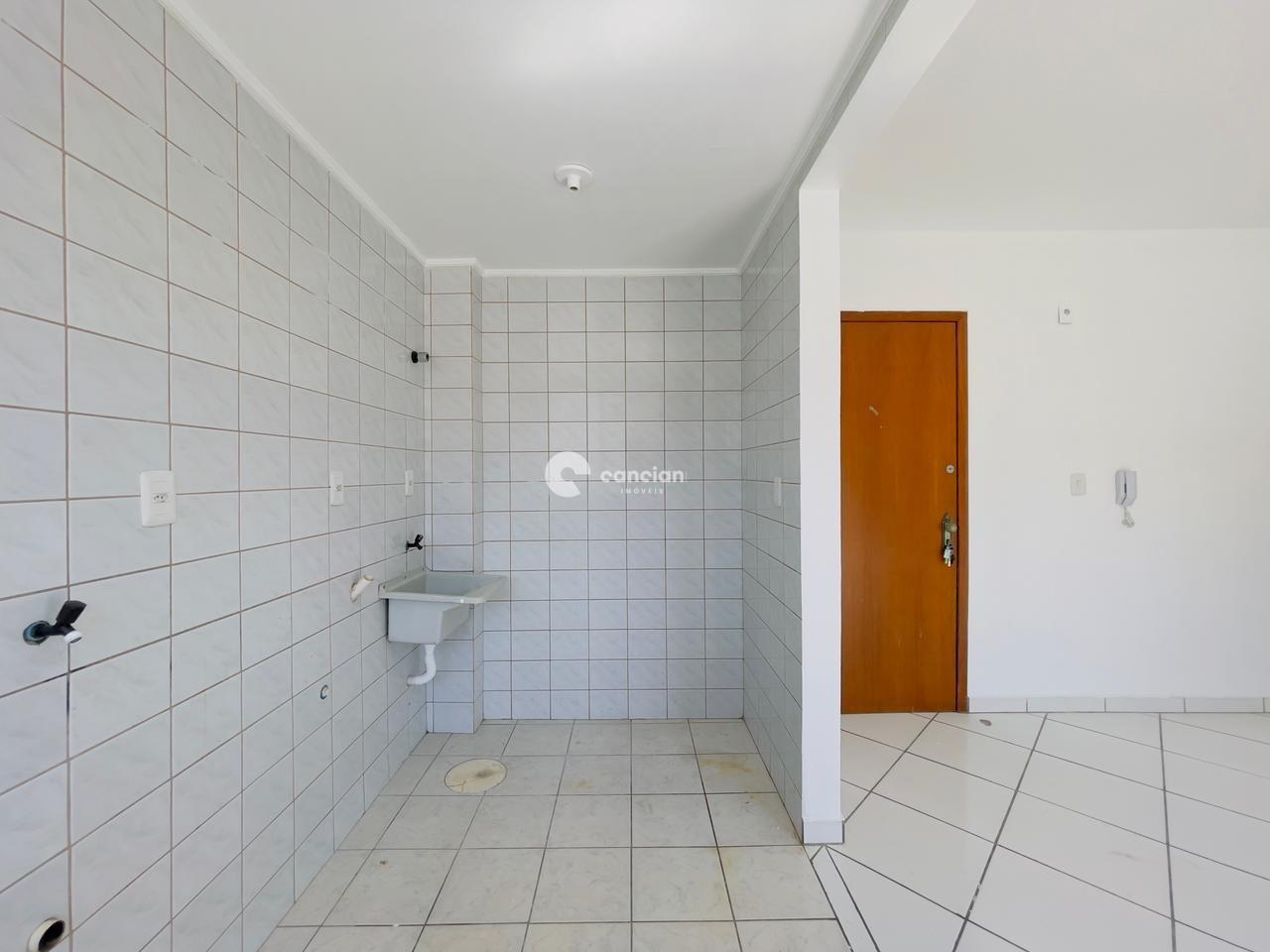 Kitnet para aluguel no Centro: 