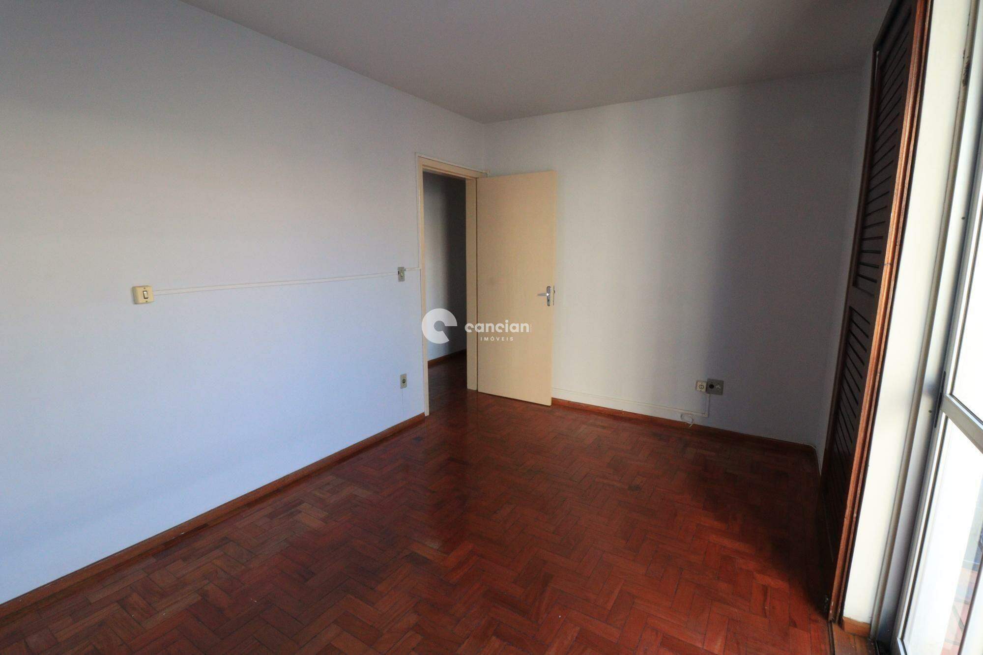 Apartamento para aluguel no Centro: 