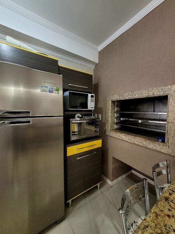 Apartamento para aluguel no Centro: 