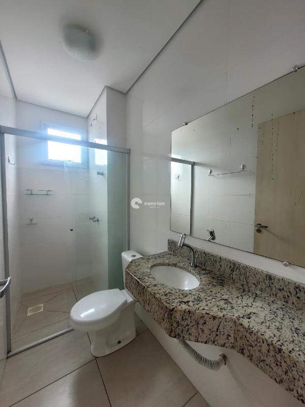 Apartamento para aluguel no Camobi: 
