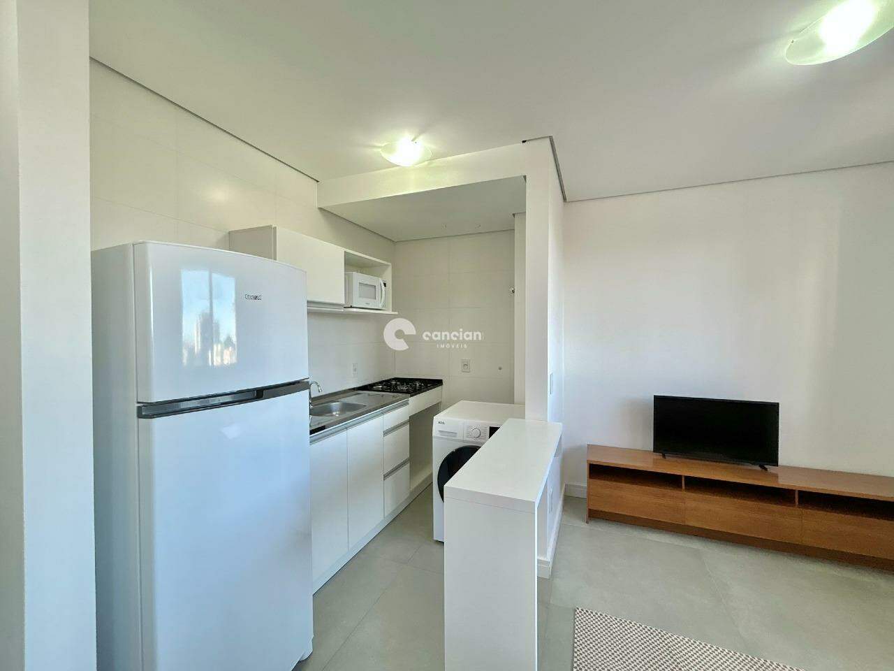 Kitnet para aluguel no Camobi: 