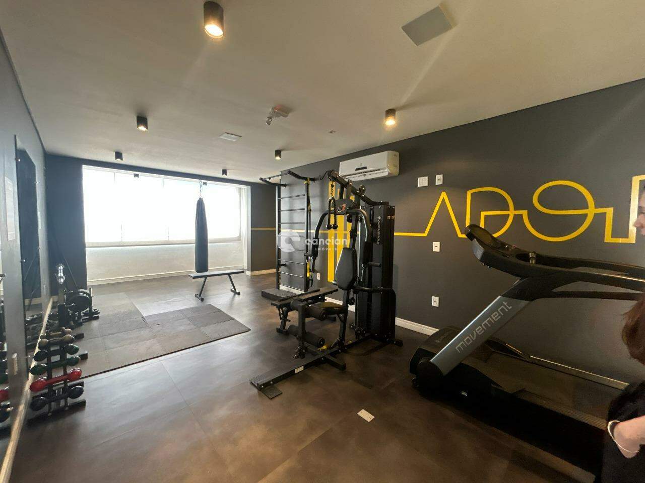 Kitnet para aluguel no Camobi: 