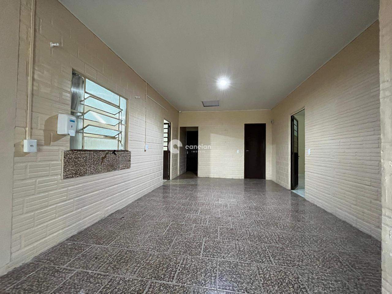 Casa para aluguel no Parque Serrano I: 