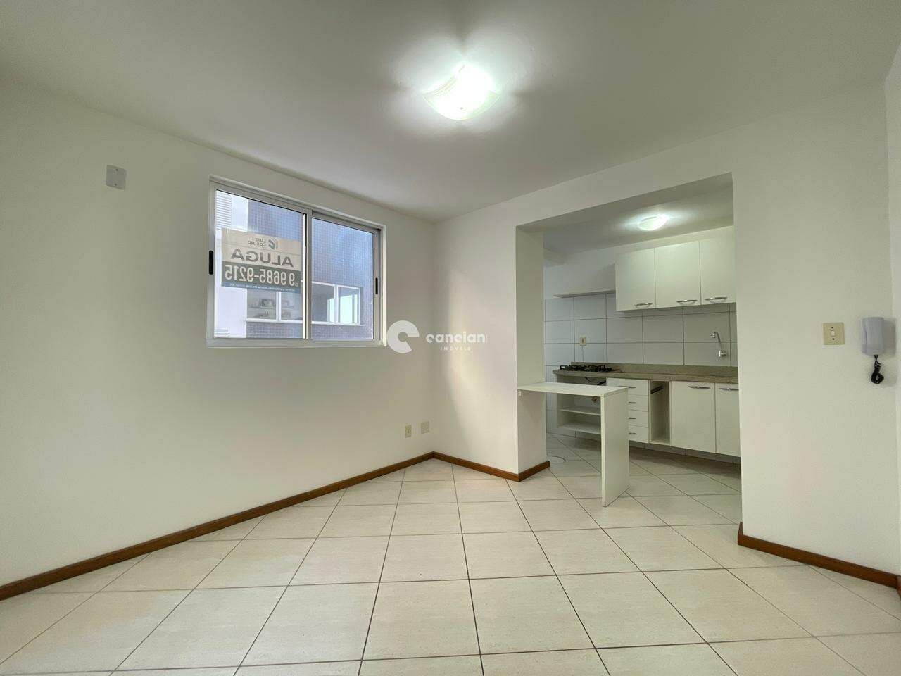 Apartamento para aluguel no Centro: 