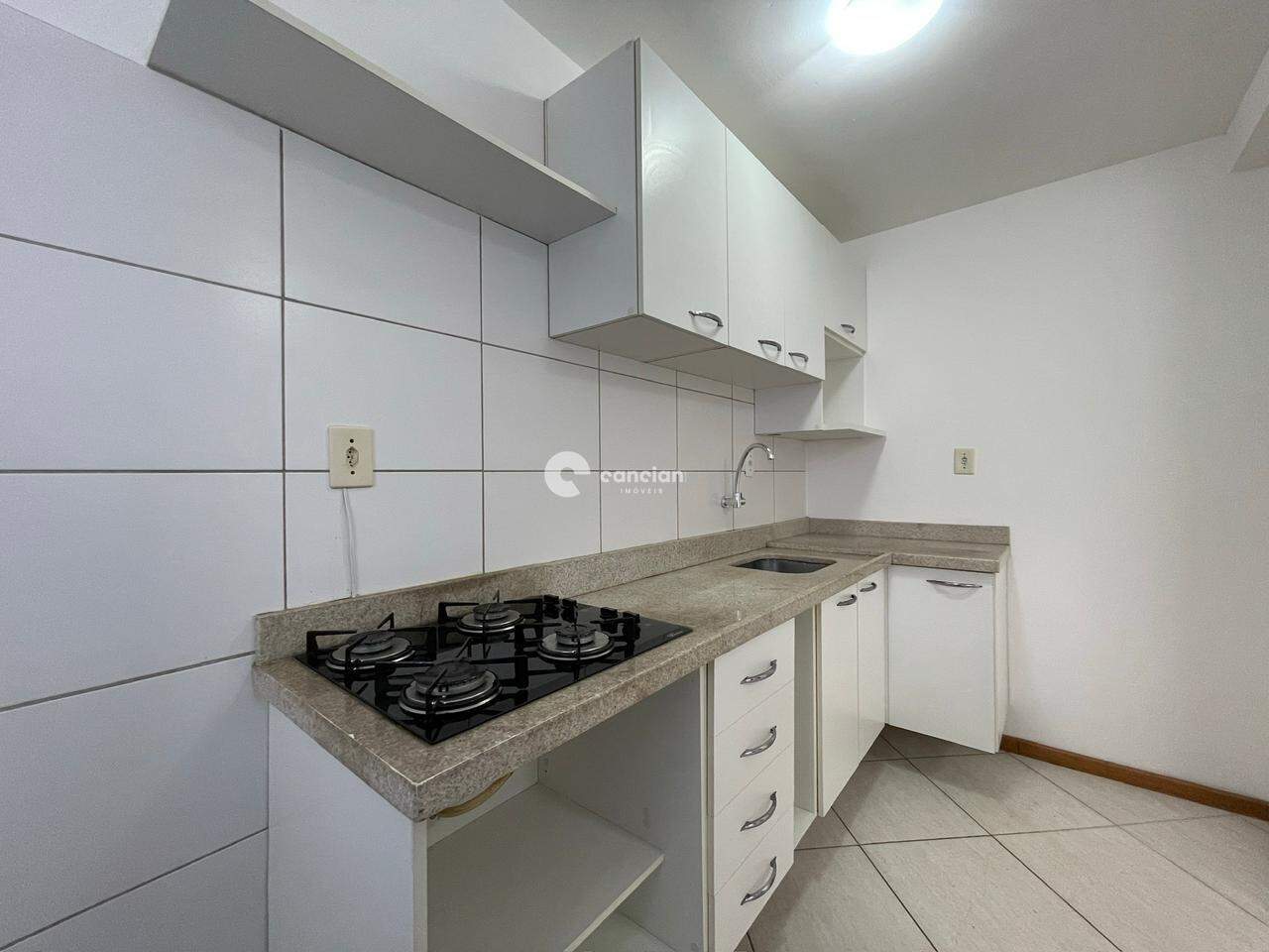 Apartamento para aluguel no Centro: 