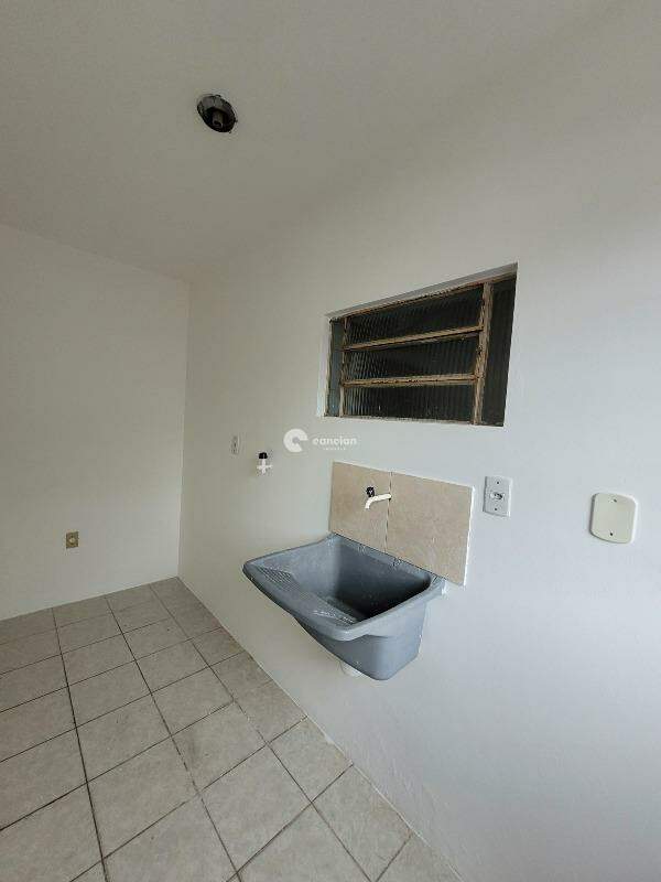 Apartamento para aluguel no Camobi: 