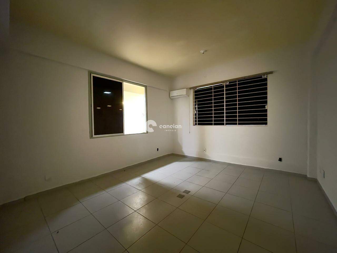 Loja para aluguel no Centro: 